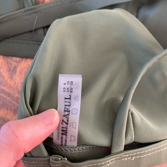 Zaful Strappy Back Swim Top - Picture 3 of 5